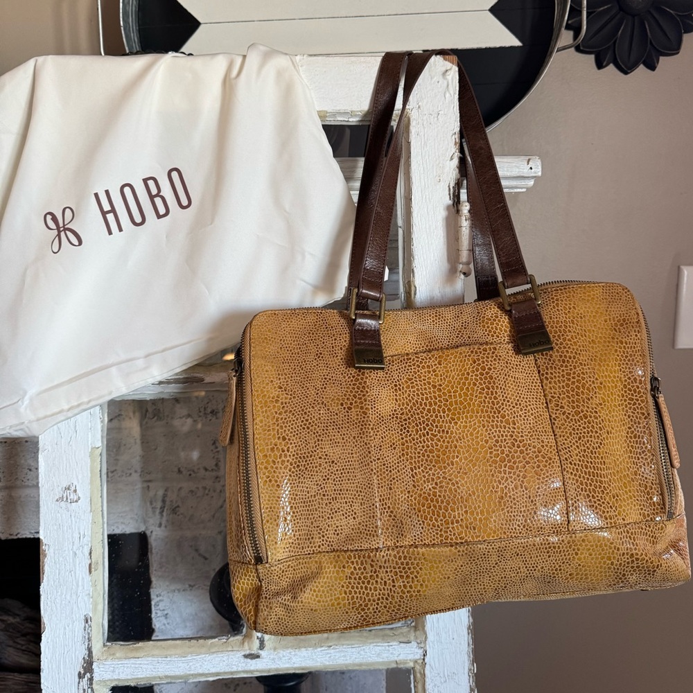 HOBO Brown Textured Leather Purse